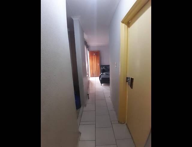 2 BEDROOM APARTMENT FOR SALE IN TROYEVILLE